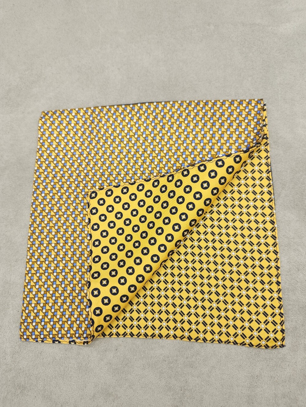 Cremieux Pocket Square Yellow Blue 100% Silk 4 Panels Foulard Pochette New $35